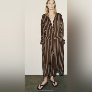 LIMITED EDITION SHIRT DRESS (NWT)
Size: M-L